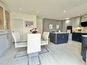 Photo 20- click for photo gallery